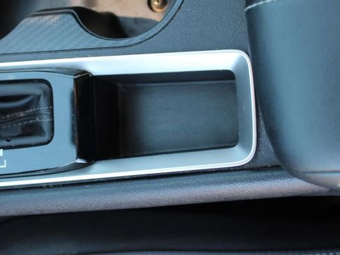 Used 2025 Nissan Altima 2.5 SV FWD image 18