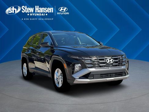 New 2026 Hyundai Tucson SE image 12