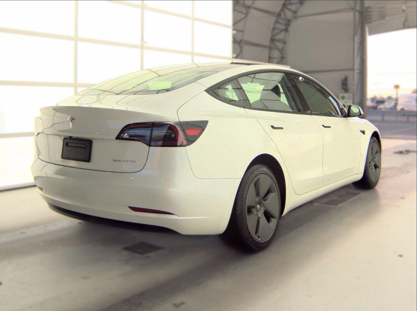 Used 2023 Tesla Model 3 Long Range AWD/4WD image 4