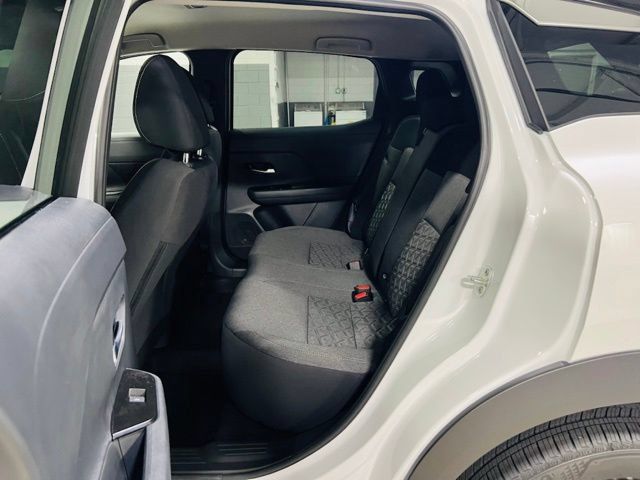 New 2026 Nissan Kicks SV w/ Interior Electronics Package FWD image 22