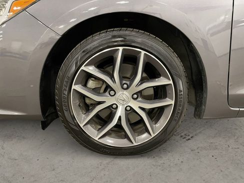 Used 2019 Acura ILX w/ Technology Package image 14