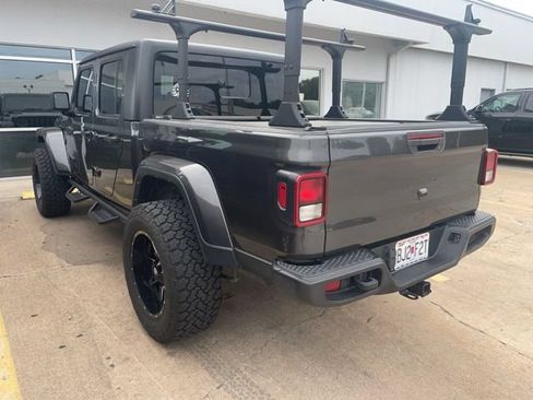 Used 2021 Jeep Gladiator Overland w/ Popular Equipment Package AWD/4WD image 4
