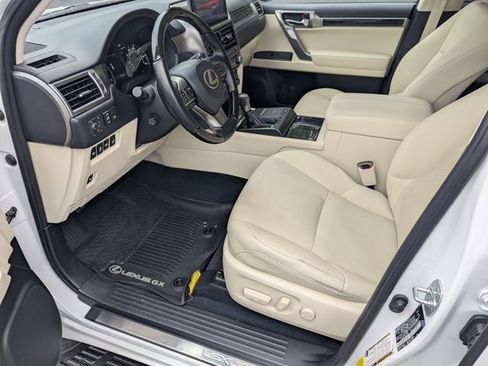 Used 2023 Lexus GX 460 Premium image 9