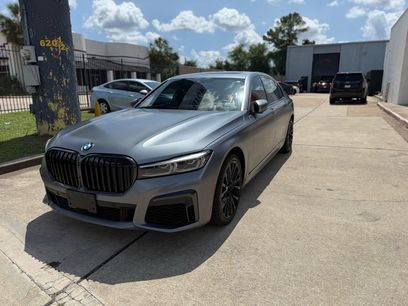 Used 2022 BMW 750i xDrive w/ M Sport Package