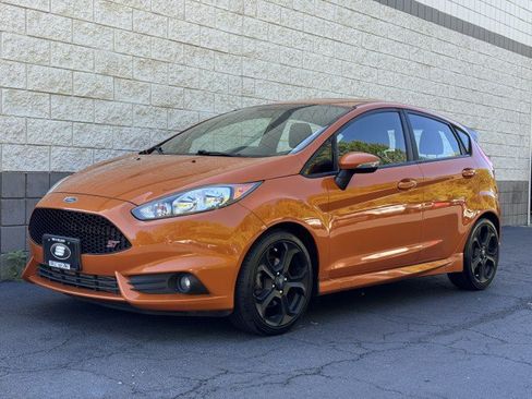 Used 2019 Ford Fiesta ST FWD image 1