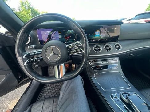 Used 2023 Mercedes-Benz E 450 4MATIC Cabriolet image 9
