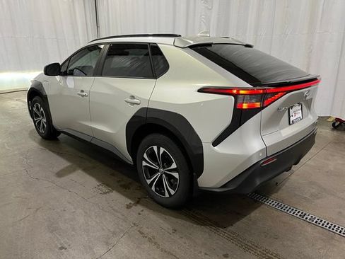 Used 2023 Toyota bZ4X AWD w/ Weather Package image 5