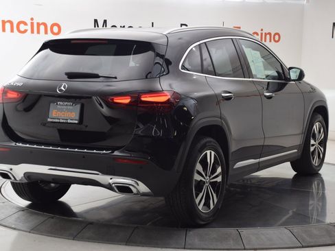 Certified 2025 Mercedes-Benz GLA 250 image 6
