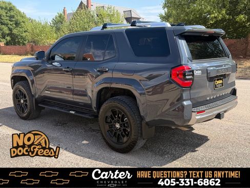 Used 2025 Toyota 4Runner Limited w/ Tow Technology Package AWD/4WD image 7