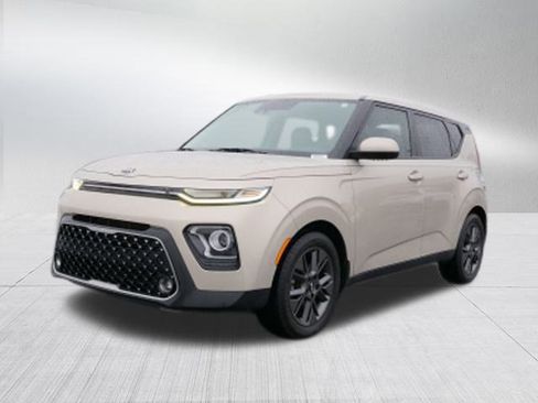 Used 2020 Kia Soul EX image 7