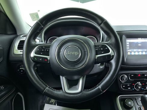 Used 2019 Jeep Compass Latitude w/ Popular Equipment Group image 20