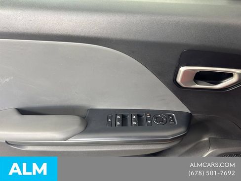 Used 2025 Kia K4 FWD image 13