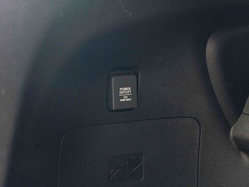 Used 2020 Honda Pilot Elite image 47