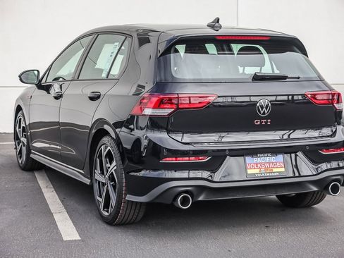 New 2025 Volkswagen GTI SE image 3