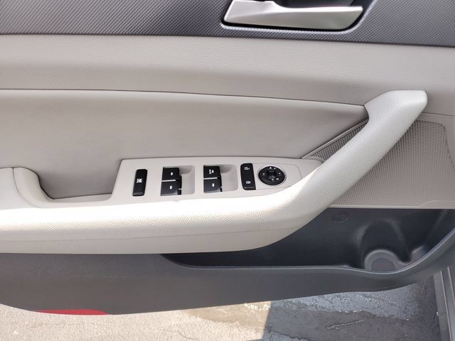 Used 2018 Hyundai Sonata SEL FWD image 19