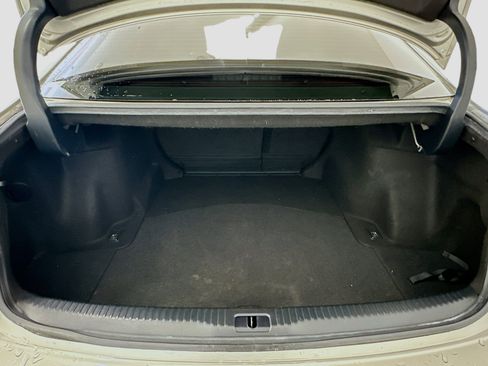 Used 2018 Lexus IS 300 AWD image 31