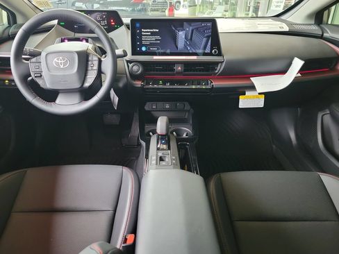 New 2026 Toyota Prius Plug-In Hybrid FWD image 12