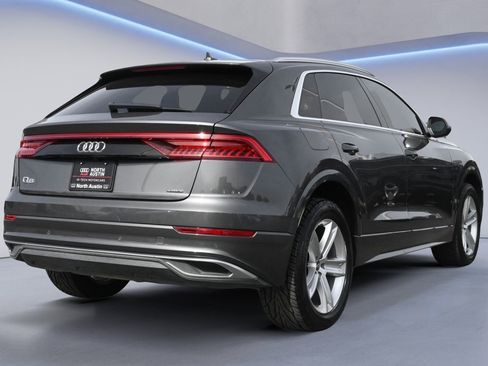 Used 2019 Audi Q8 Premium image 2