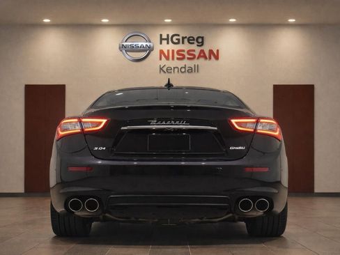 Used 2017 Maserati Ghibli S Q4 AWD/4WD image 5