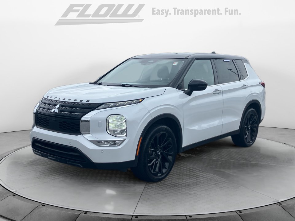 Used 2023 Mitsubishi Outlander SEL AWD/4WD image 4
