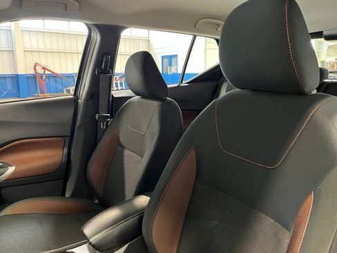 Used 2024 Nissan Kicks SR FWD image 23