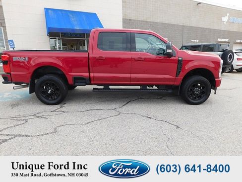 Used 2024 Ford F250 Lariat w/ Black Appearance Package image 11