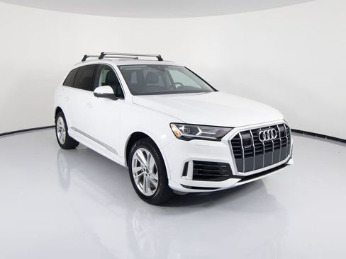 Used 2023 Audi Q7 3.0T Premium Plus AWD/4WD image 12