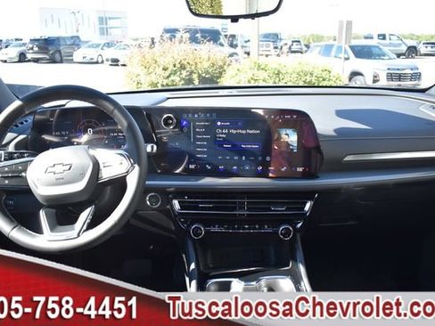 New 2026 Chevrolet Traverse LT w/ Driver Confidence Package image 3