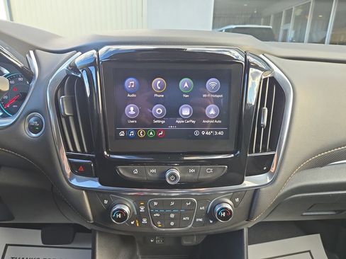 Used 2020 Chevrolet Traverse Premier image 24