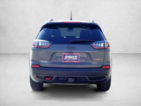 Used 2019 Jeep Cherokee Trailhawk AWD/4WD image 3