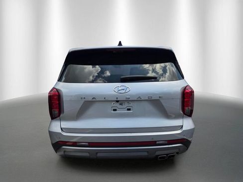 Used 2025 Hyundai Palisade SEL FWD image 3