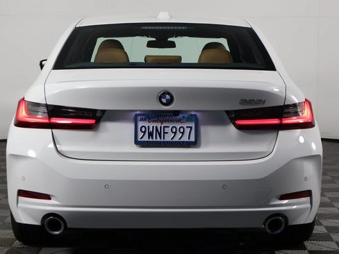 Used 2026 BMW 330i Sedan w/ Convenience Package RWD image 5
