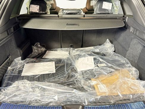 New 2025 Audi SQ5 Premium Plus image 23