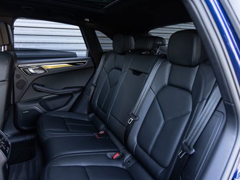 Certified 2026 Porsche Macan image 26