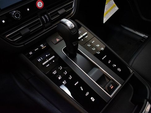 New 2026 Porsche Macan S image 32