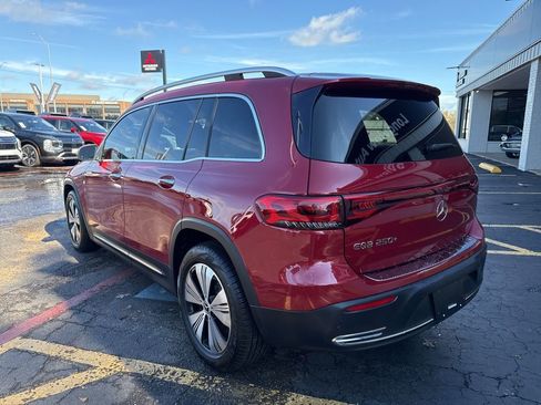 Used 2023 Mercedes-Benz EQB 250+ w/ Exclusive Package image 10