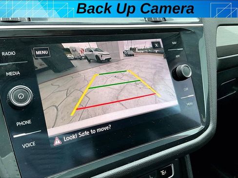 Used 2019 Volkswagen Tiguan SEL R-Line FWD image 11