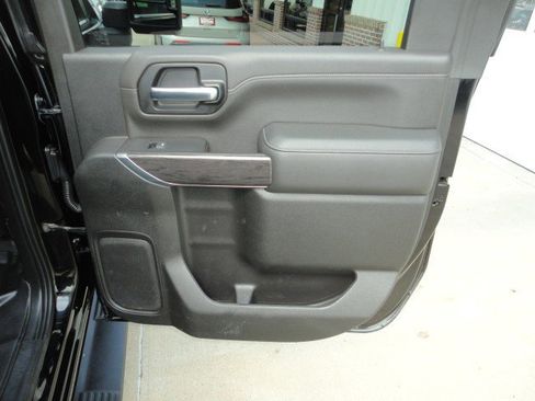 Used 2020 Chevrolet Silverado 2500 LTZ image 18