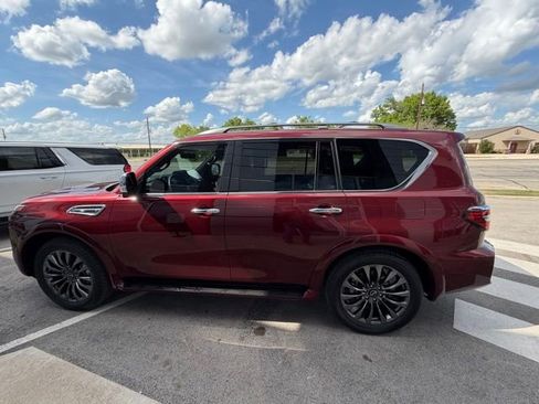 Used 2023 Nissan Armada Platinum w/ Captain's Chairs Package AWD/4WD image 11