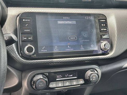 Used 2021 Nissan Kicks SV FWD image 13