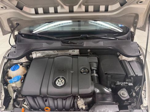 Used 2012 Volkswagen Beetle 2.5 FWD image 27