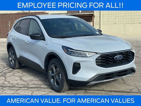 New 2026 Ford Escape ST-Line w/ Tech Pack #1 AWD/4WD image 7