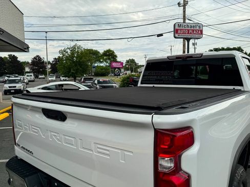 Used 2020 Chevrolet Silverado 2500 LTZ w/ LTZ Premium Package AWD/4WD image 18