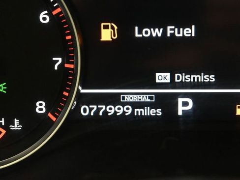 Used 2022 Mitsubishi Outlander SE image 16