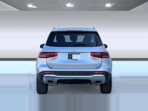 New 2026 Mercedes-Benz GLB 250 image 10