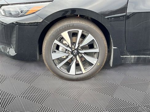 Certified 2025 Nissan Sentra SV w/ SV Premium Package image 32