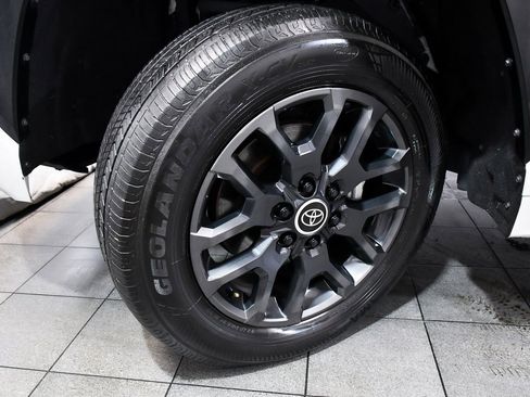 Used 2024 Toyota Tundra Platinum image 7