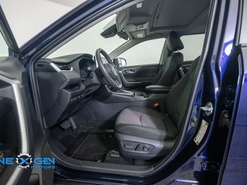 Used 2024 Toyota RAV4 XLE w/ Convenience Package AWD/4WD image 11