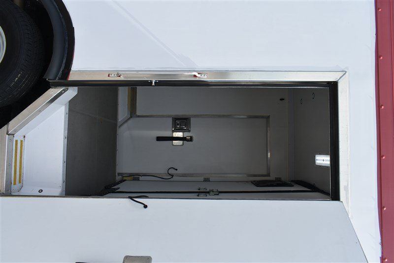 Used 2024 Ford E-350 and Econoline 350 Super Duty w/ Power Windows & Locks Group RWD image 16