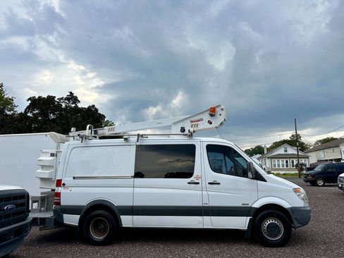 Used 2013 Mercedes-Benz Sprinter 3500 image 7